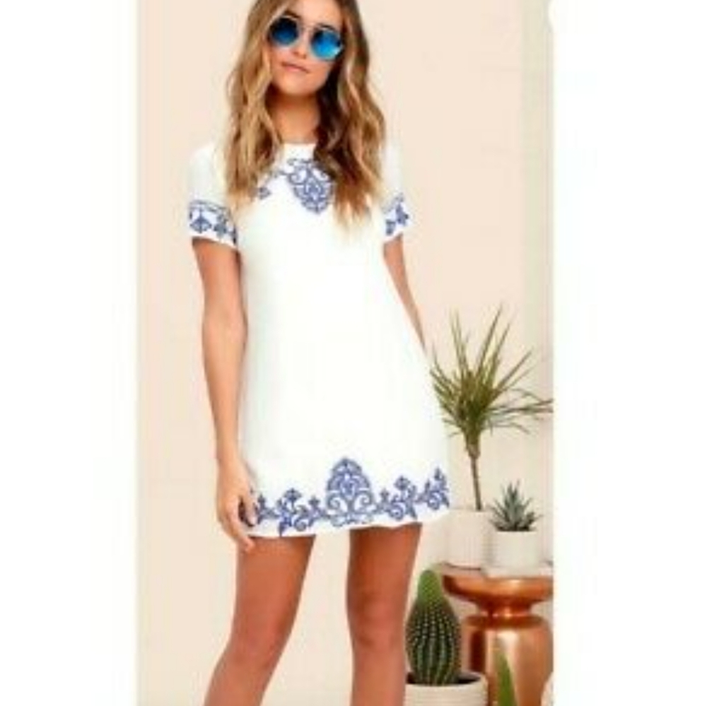 Lulu's tale to tell embroidered shift dress